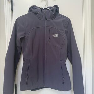 The North Face Women's Softshell Purple Jacket with Hood - Small